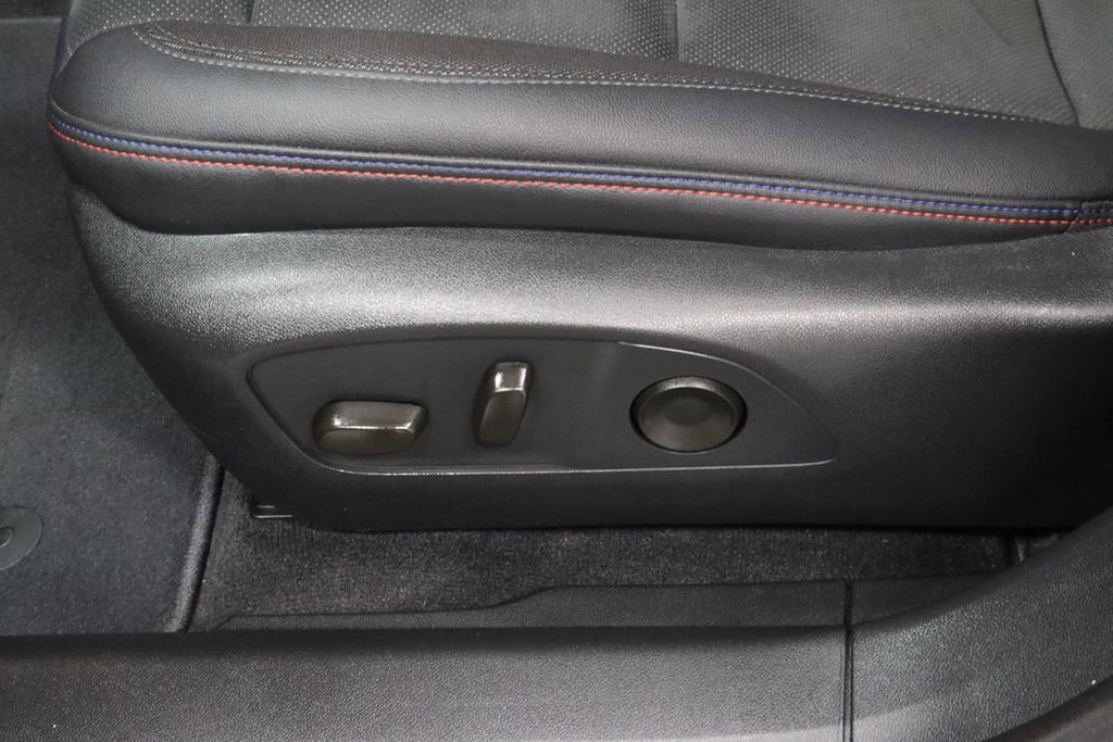 Used 2024 Chevrolet Blazer EV RS AWD/4WD image 25