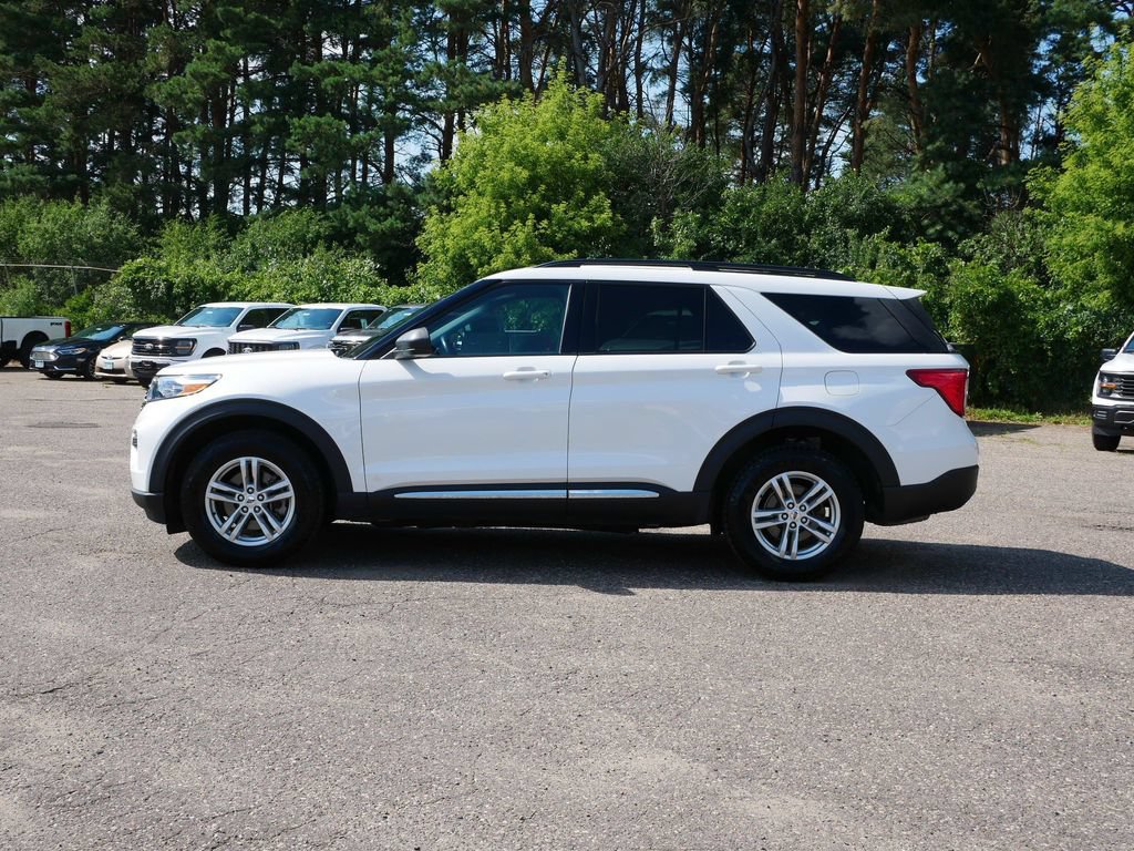 Certified 2023 Ford Explorer XLT AWD/4WD image 5