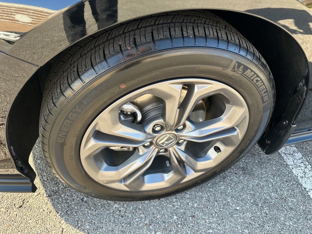 Used 2023 Honda Accord EX image 11