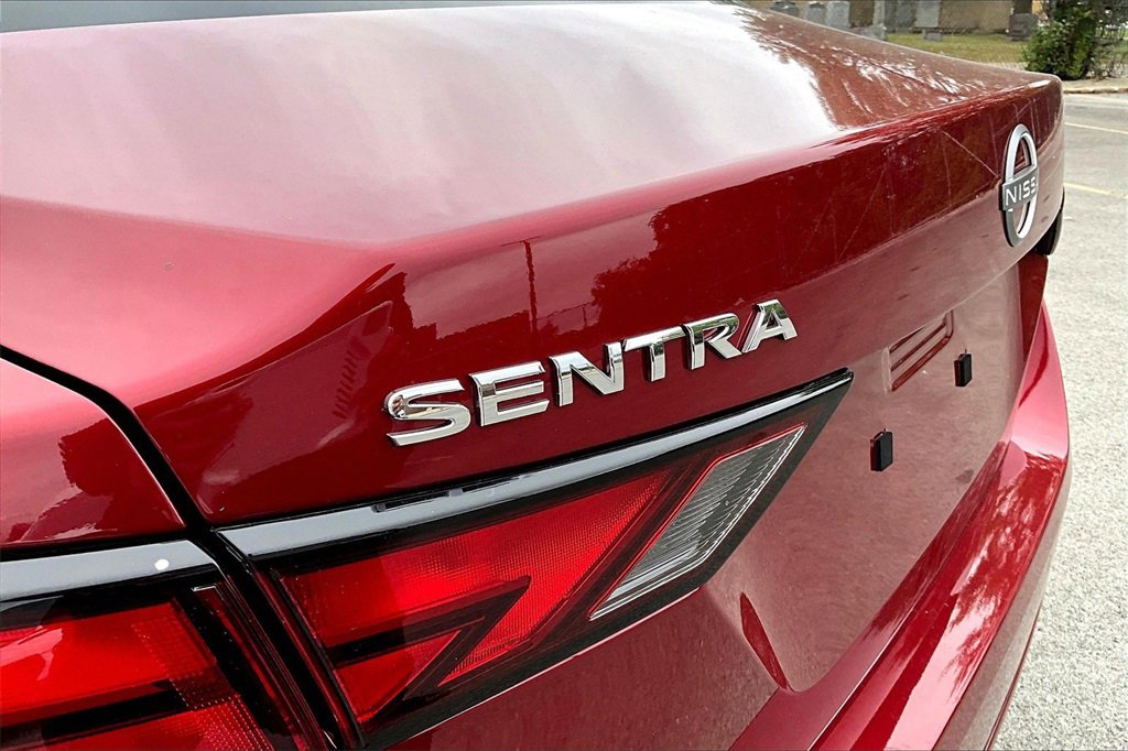 Used 2024 Nissan Sentra SV image 8
