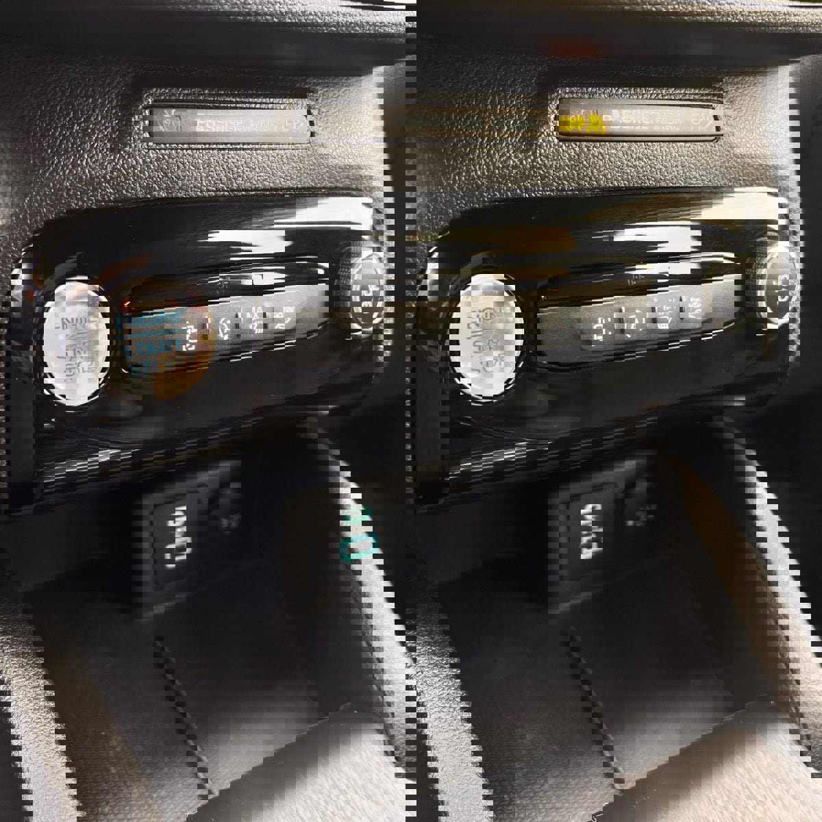 Certified 2023 Ford Escape ST-Line w/ Tech Pack #1 image 38