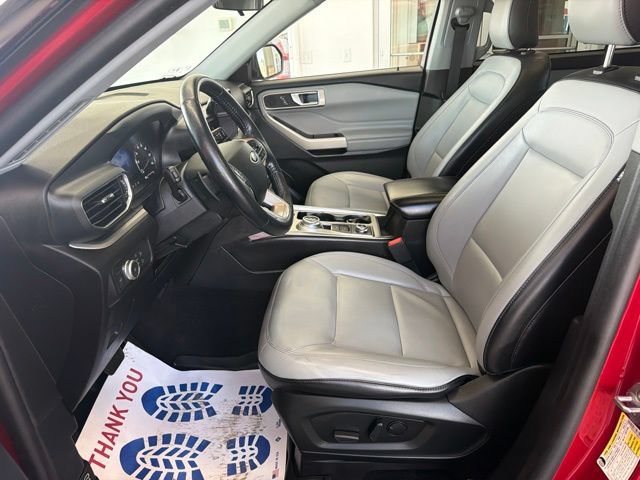 Certified 2021 Ford Explorer XLT w/ Equipment Group 202A AWD/4WD image 18