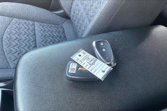 Used 2024 Chevrolet Equinox LT FWD image 11