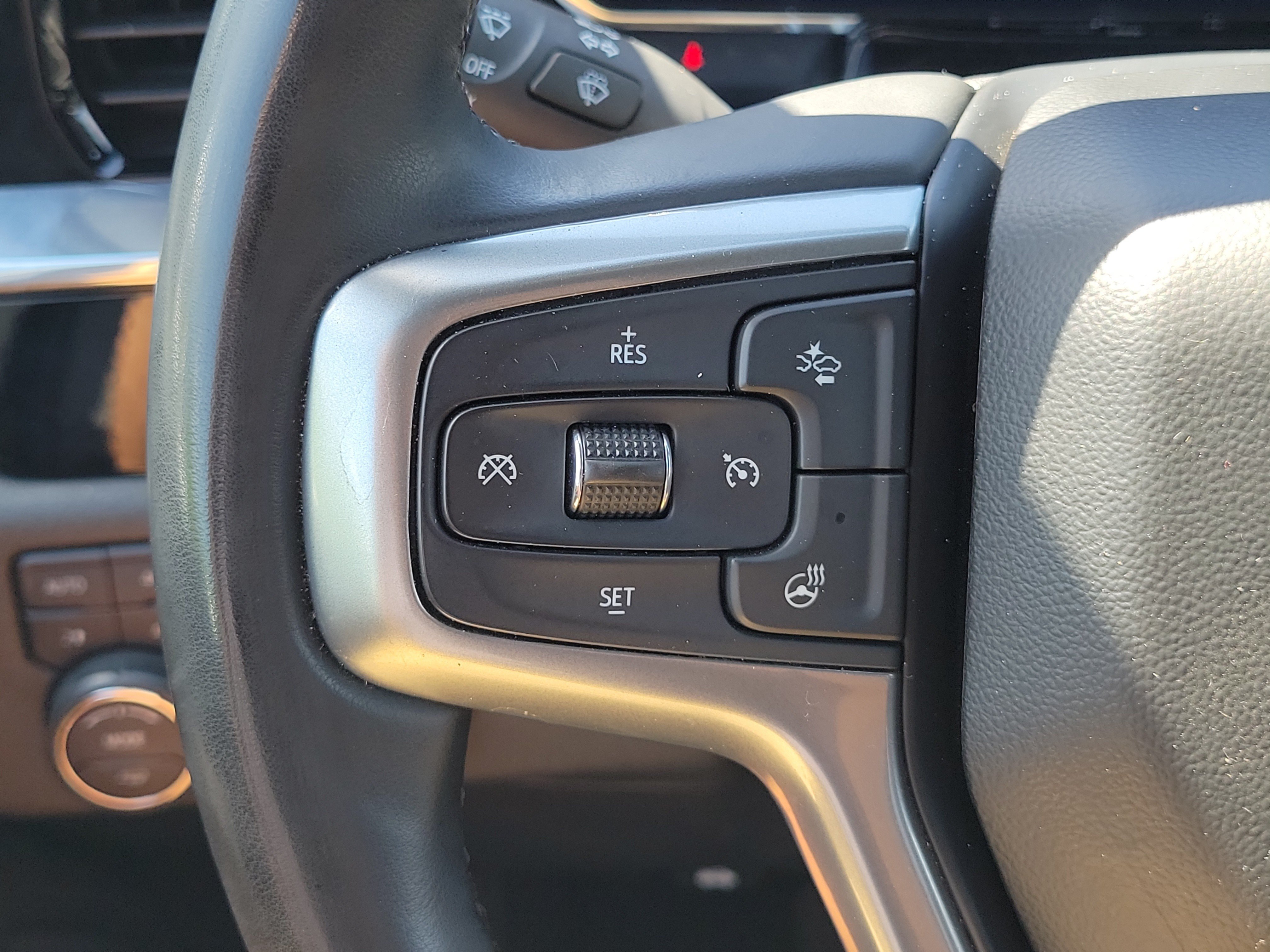Used 2024 Chevrolet Silverado 2500 LTZ w/ LTZ Plus Package AWD/4WD image 26