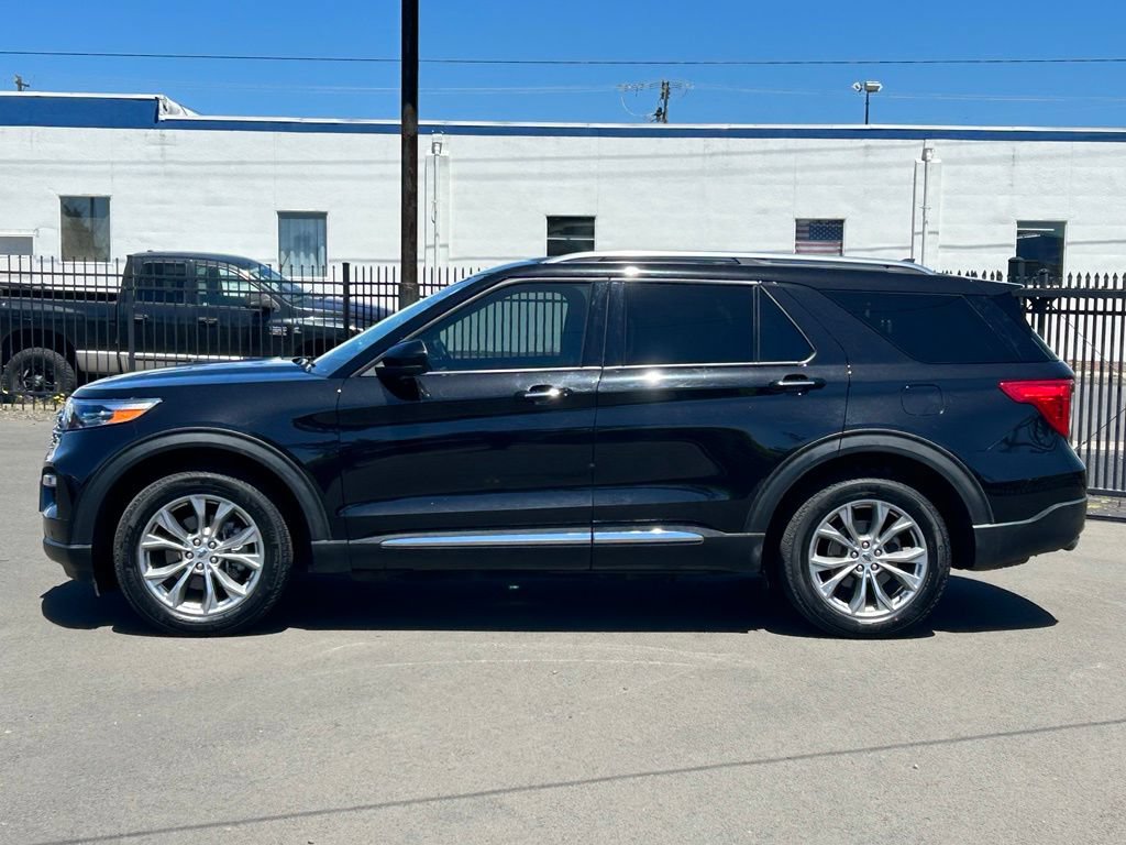 Certified 2023 Ford Explorer Limited AWD/4WD image 4