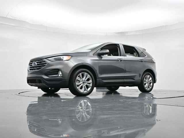 Certified 2022 Ford Edge Titanium AWD/4WD image 35
