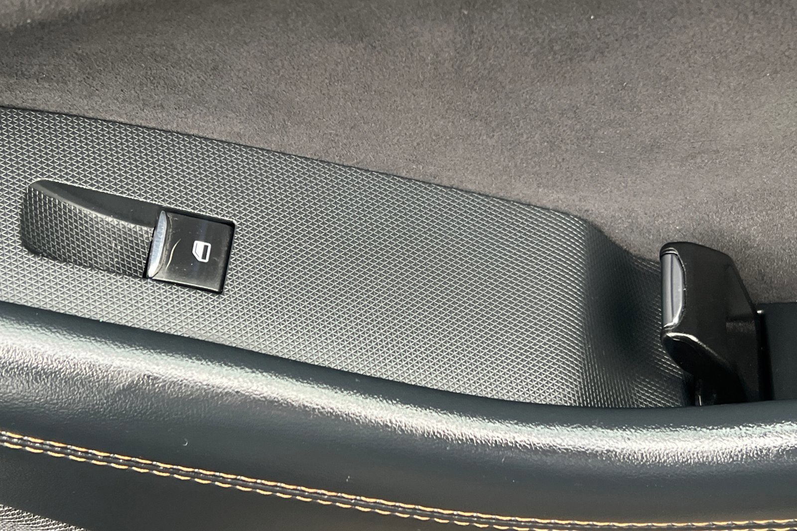 Certified 2021 Ford Mustang Mach-E GT image 22