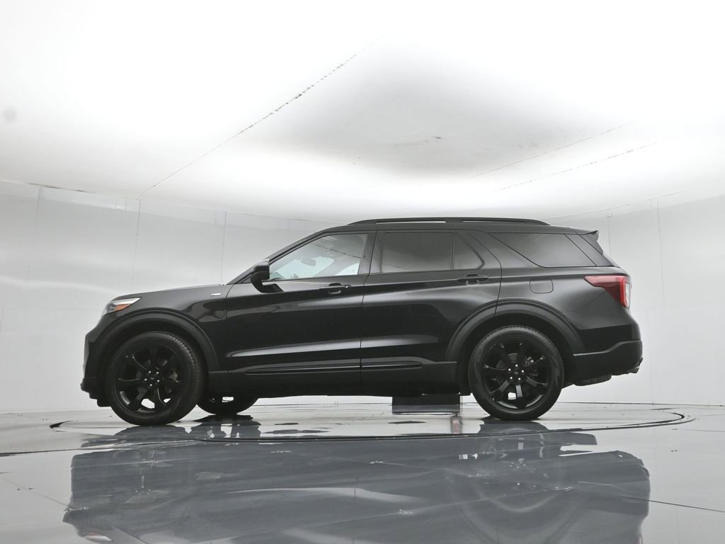 Certified 2024 Ford Explorer ST-Line w/ Class IV Trailer Tow Package RWD image 56