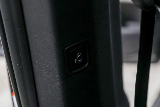 Used 2024 Kia Carnival LX image 26