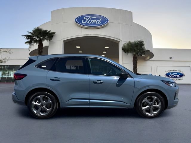 Certified 2024 Ford Escape ST-Line w/ Tech Pack #1 FWD image 5