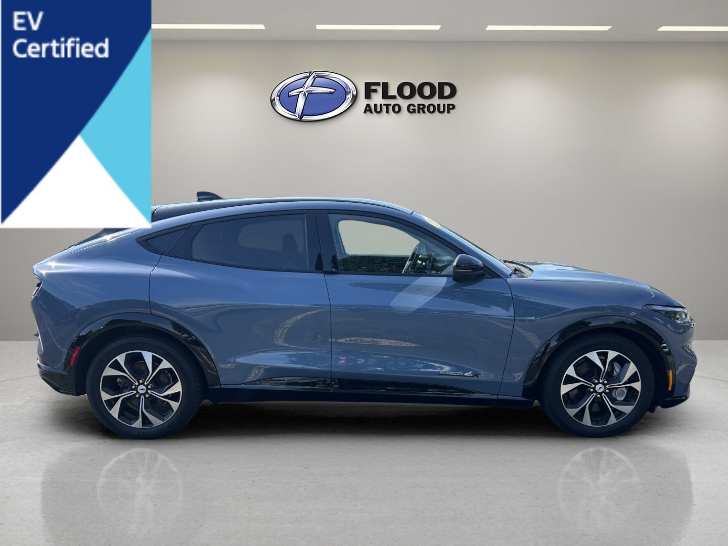 Certified 2023 Ford Mustang Mach-E Premium AWD/4WD image 4