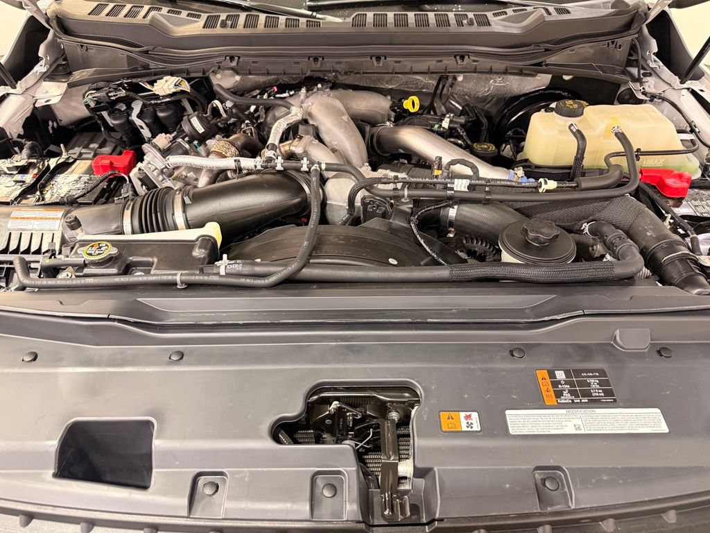 Certified 2025 Ford F250 Lariat AWD/4WD image 7