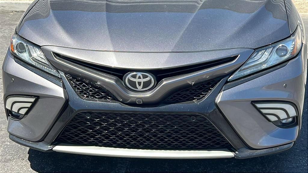 Used 2018 Toyota Camry XSE w/ Audio Package FWD image 3