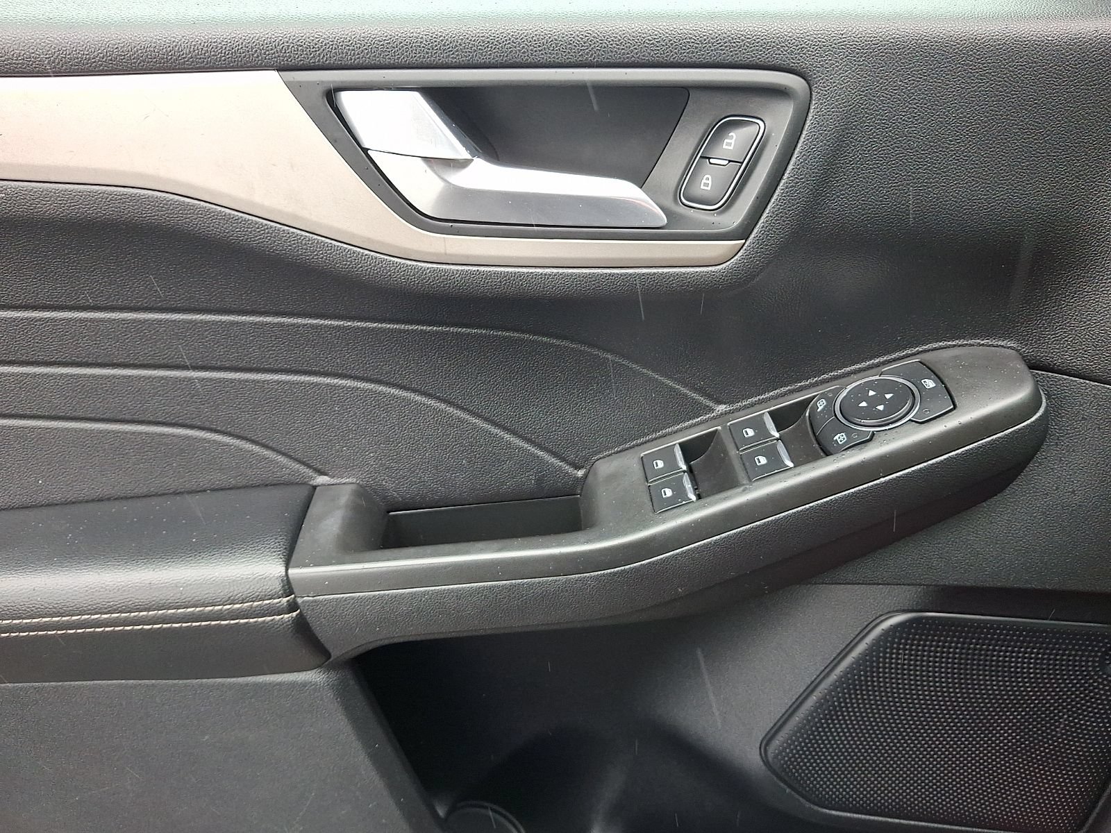 Certified 2021 Ford Escape SEL AWD/4WD image 13