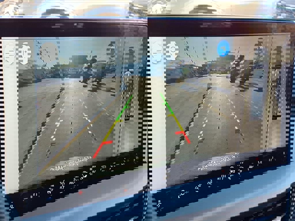 Certified 2023 Ford Escape Platinum w/ Class II Trailer Tow Package image 19