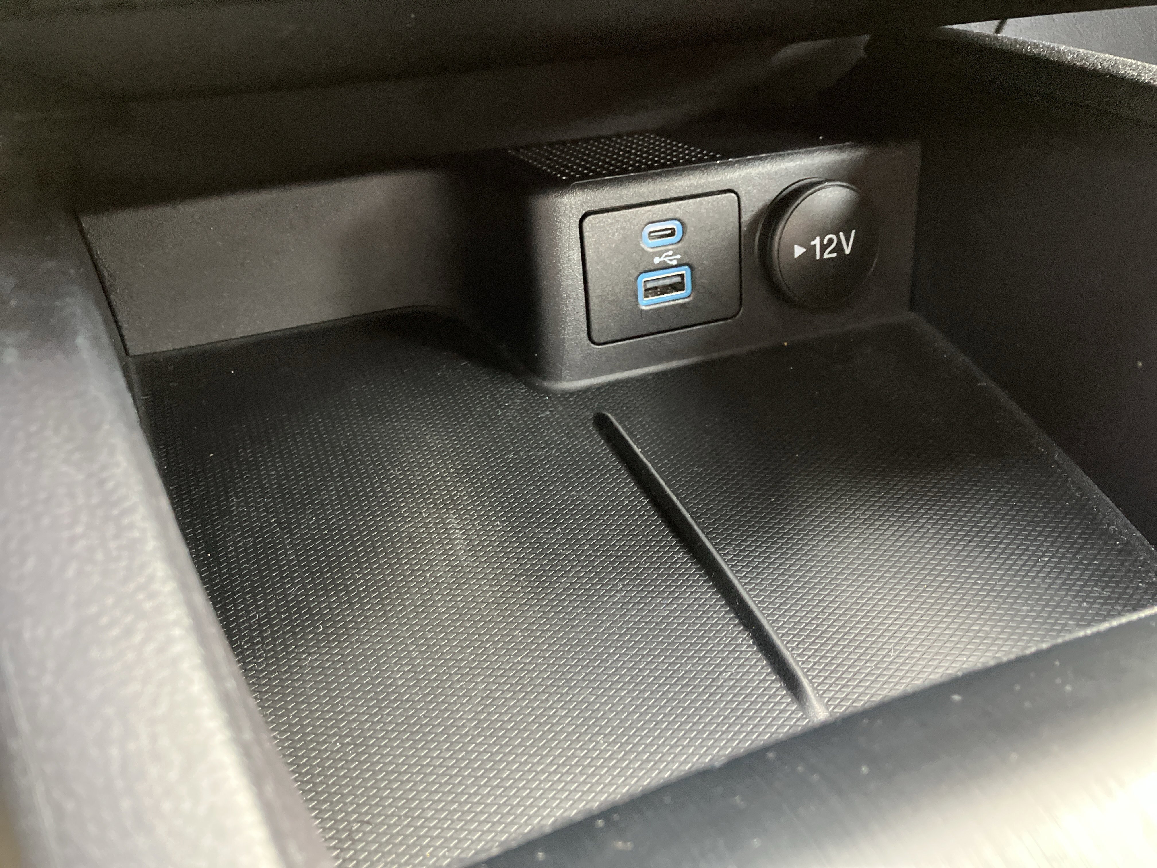 Certified 2022 Ford Escape SE w/ SE Sport Appearance Package image 26