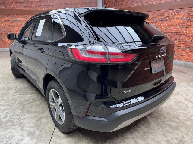 Certified 2022 Ford Edge SEL w/ Convenience Package image 3