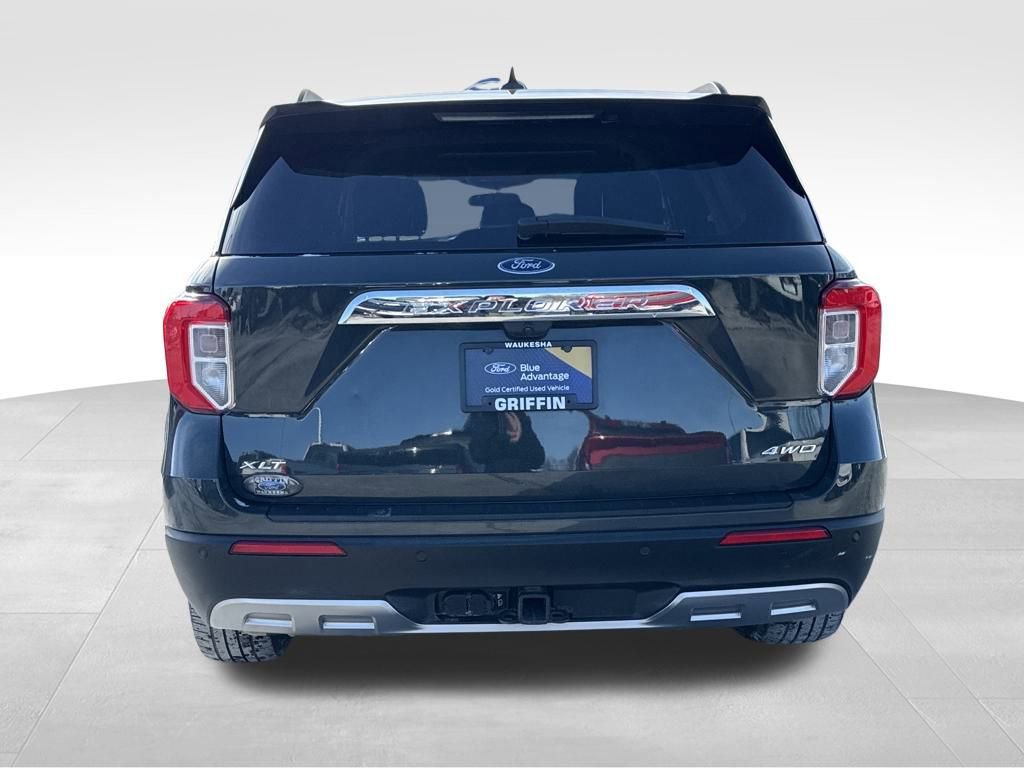 Certified 2023 Ford Explorer XLT w/ Equipment Group 202A image 3