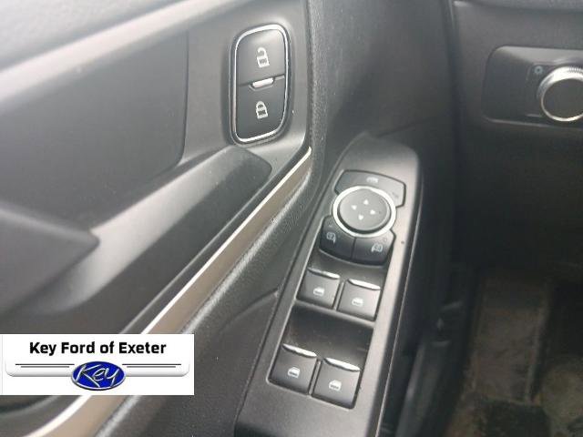 Certified 2022 Ford Escape SE w/ Cold Weather Package AWD/4WD image 17