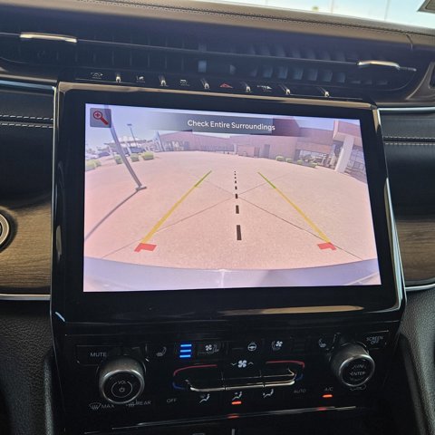 Used 2021 Jeep Grand Cherokee L Overland w/ Luxury Tech Group IV image 22