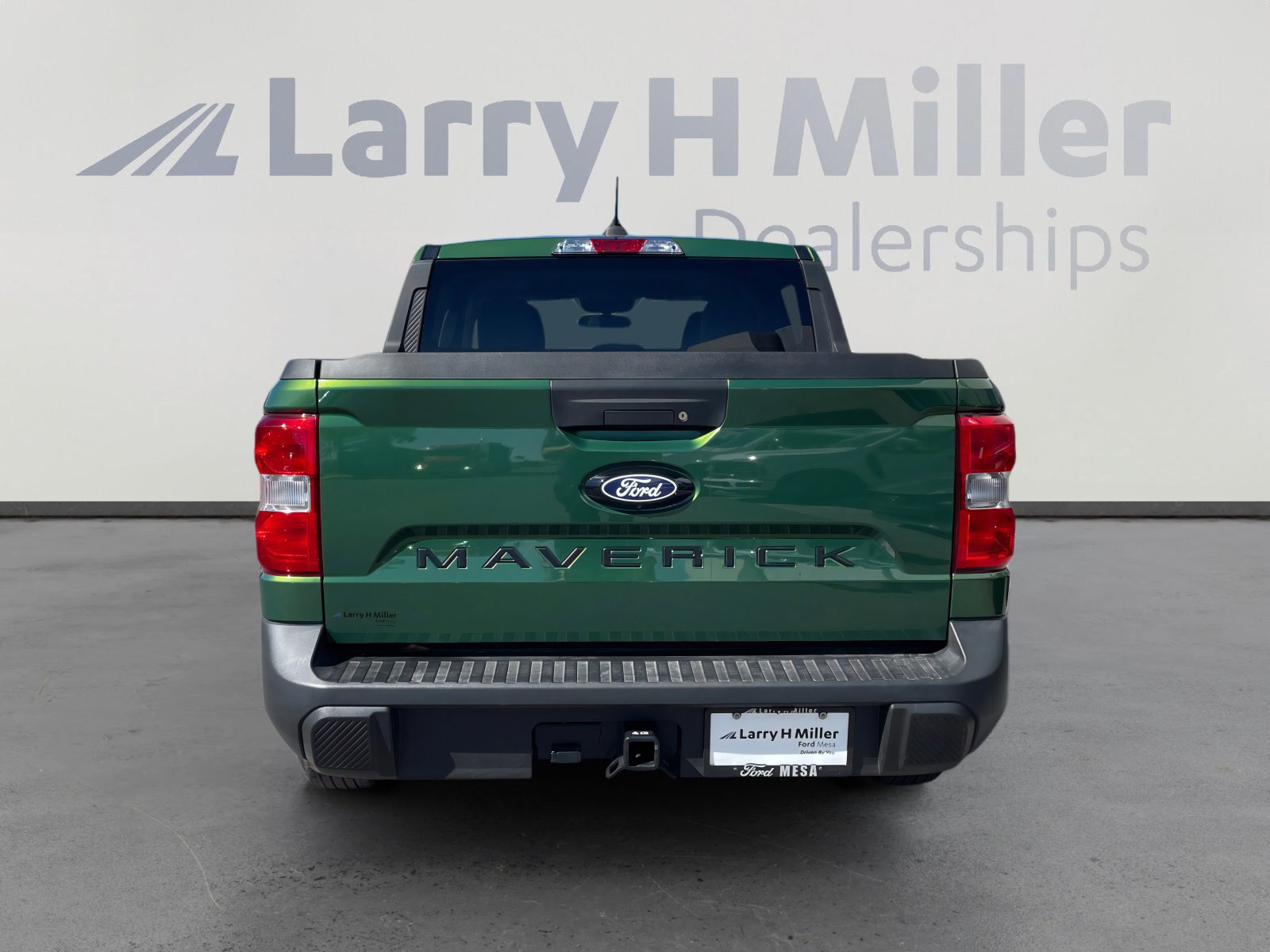 Certified 2025 Ford Maverick XLT w/ XLT Luxury Package image 4