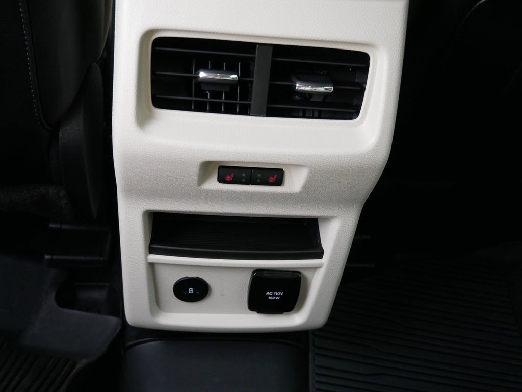 Certified 2024 Ford Edge Titanium w/ Titanium Elite Package image 14