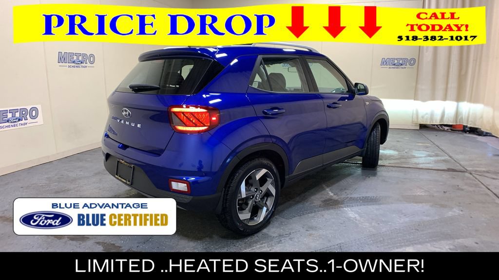 Used 2024 Hyundai Venue Limited FWD image 3