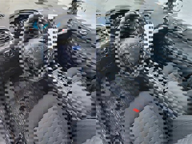 Certified 2024 Ford Edge SE w/ Black Appearance Package image 19