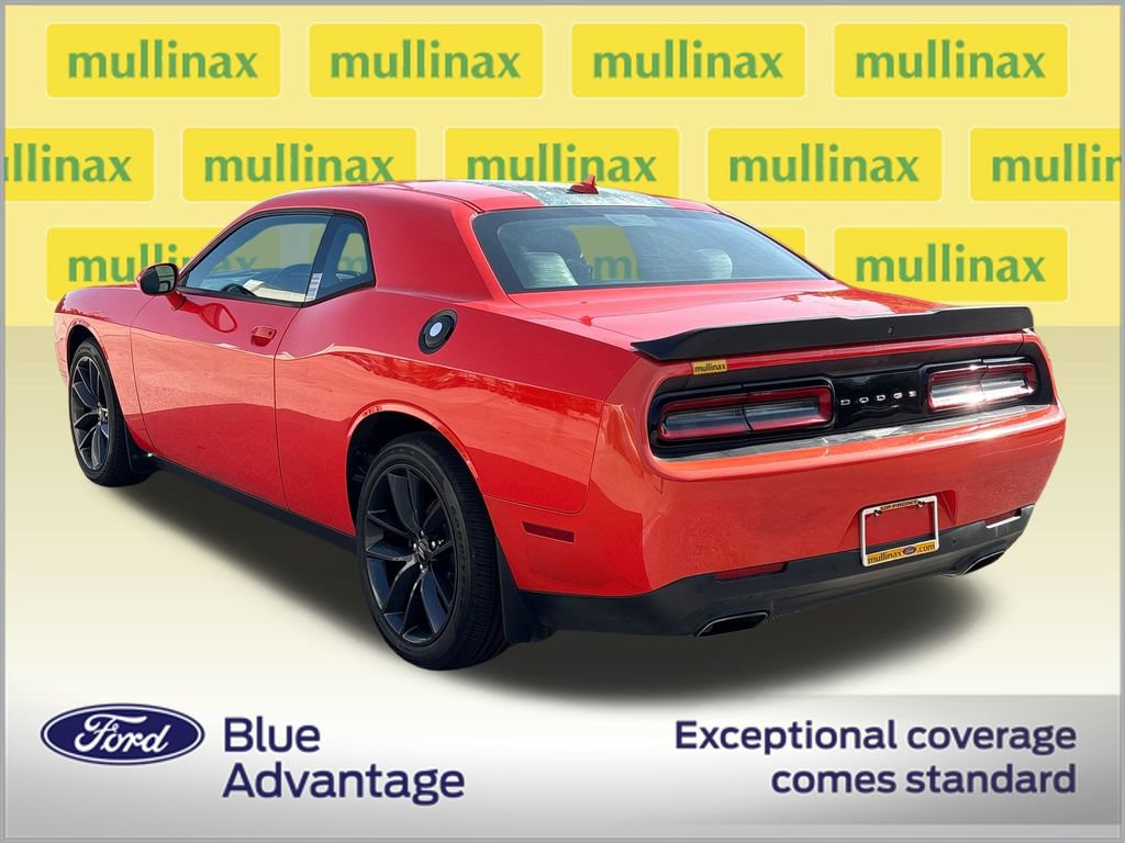Used 2017 Dodge Challenger SXT Plus RWD image 10