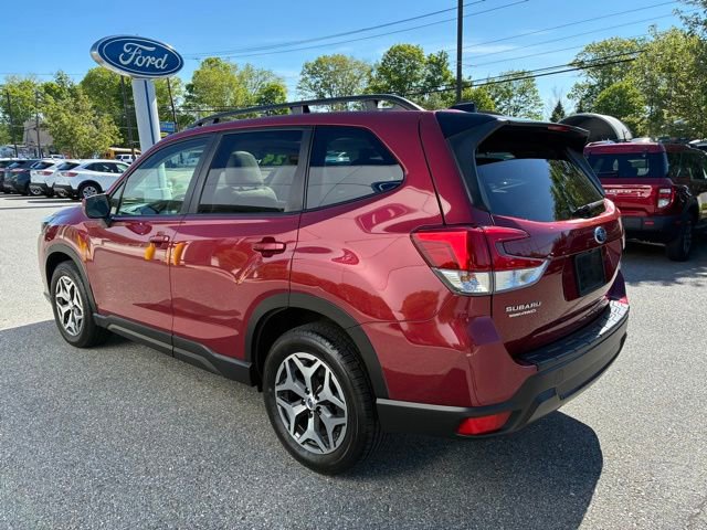 Used 2024 Subaru Forester Premium AWD/4WD image 5