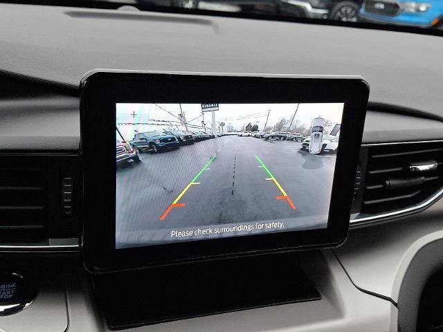 Certified 2022 Ford Explorer XLT w/ Equipment Group 202A image 18