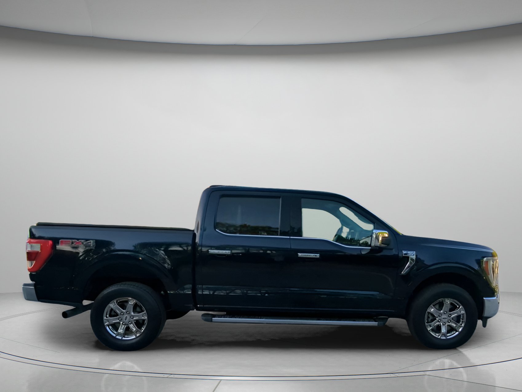 Certified 2021 Ford F150 Lariat w/ Equipment Group 502A High AWD/4WD image 32