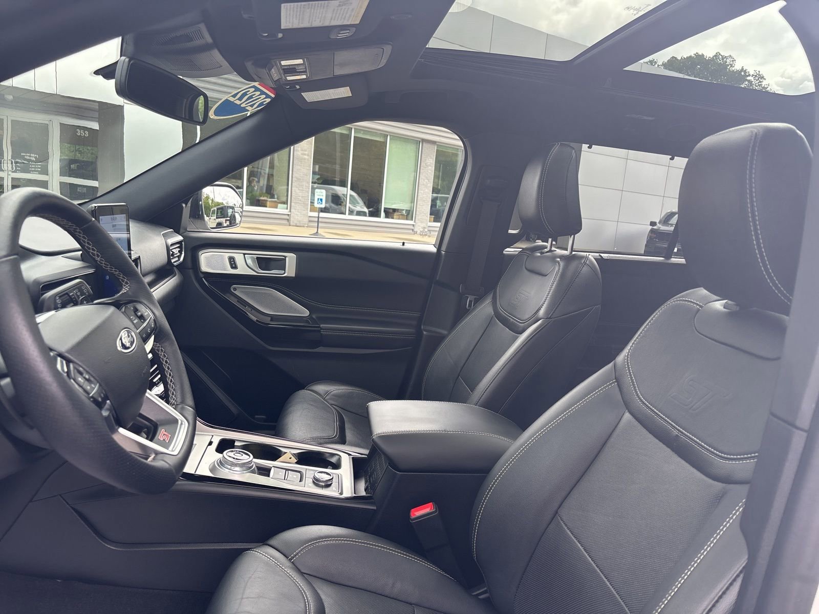 Certified 2022 Ford Explorer ST w/ Equipment Group 401A image 11