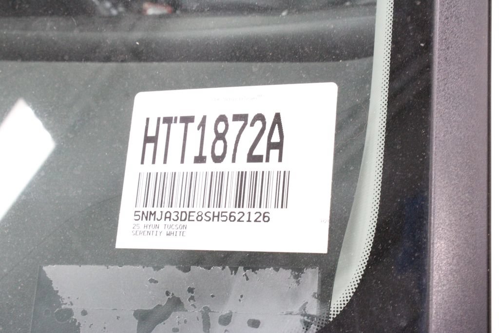 Used 2025 Hyundai Tucson SE FWD image 30