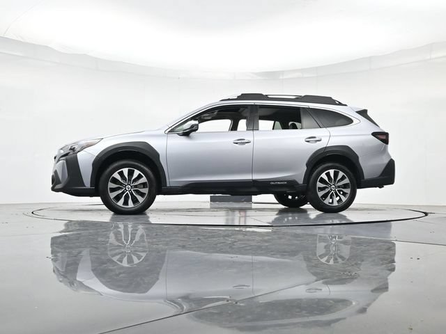 Used 2025 Subaru Outback Touring AWD/4WD image 40