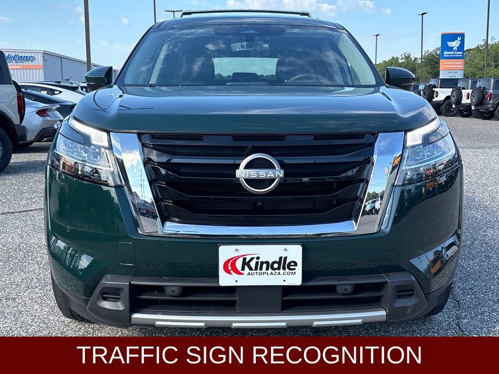 Used 2023 Nissan Pathfinder SL AWD/4WD video 2