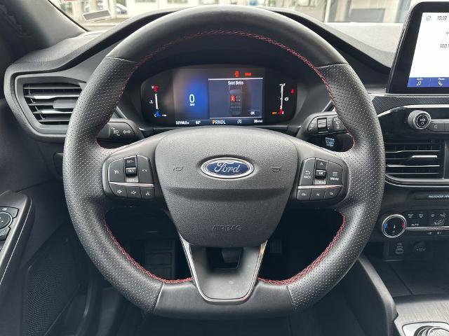 Certified 2025 Ford Escape ST-Line FWD image 19