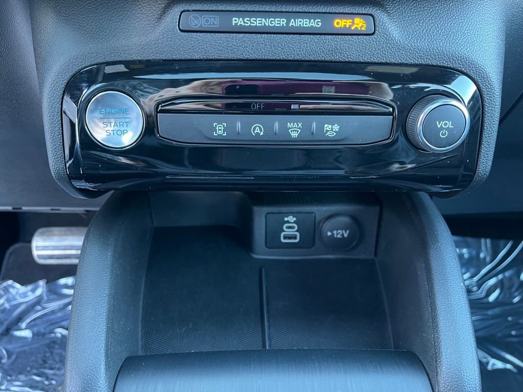 Certified 2024 Ford Escape ST-Line w/ Tech Pack #1 image 14