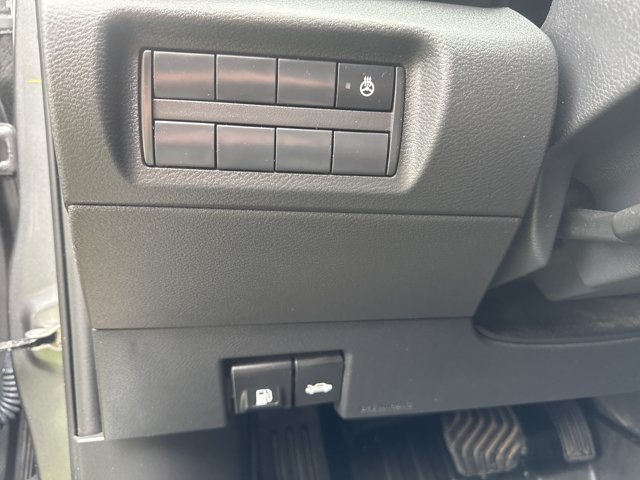 Used 2021 Nissan Kicks SR w/ SR Premium Package FWD image 13