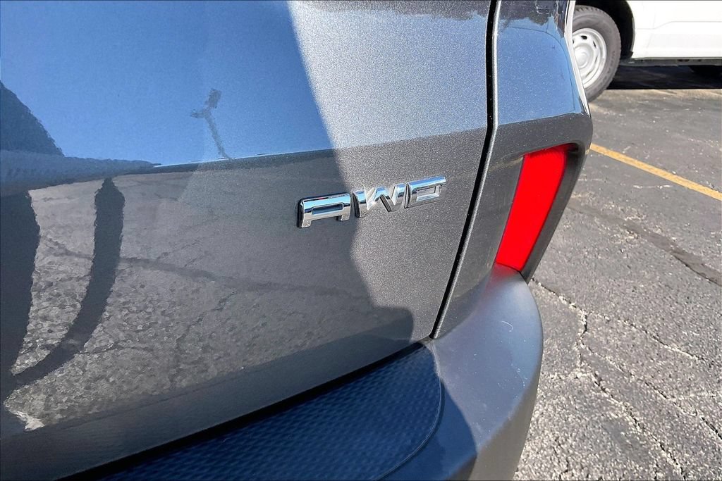 Certified 2025 Ford Escape ST-Line AWD/4WD image 32