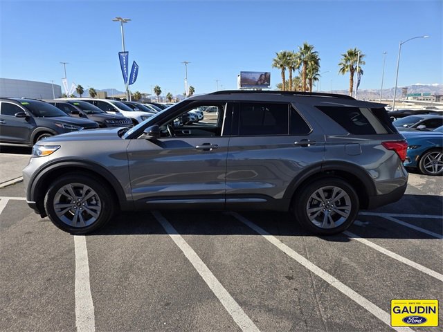 Certified 2023 Ford Explorer XLT w/ Equipment Group 202A image 2