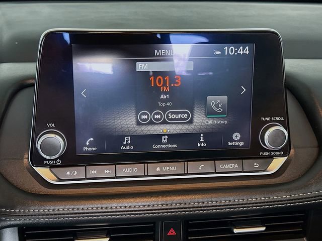 Used 2024 Nissan Rogue SV image 17