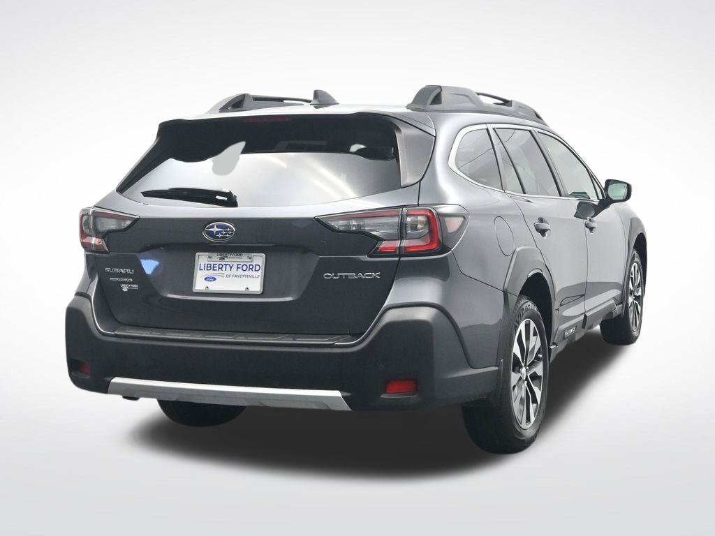 Used 2025 Subaru Outback Limited AWD/4WD image 7