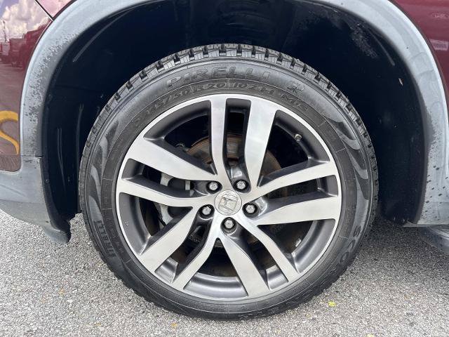 Used 2017 Honda Pilot Touring image 9