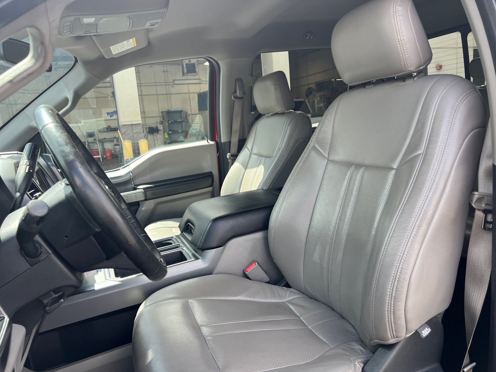 Certified 2017 Ford F150 XLT w/ Equipment Group 302A Luxury AWD/4WD image 24