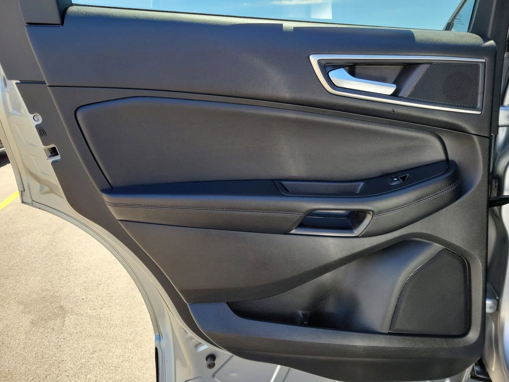 Certified 2023 Ford Edge SEL w/ Convenience Package AWD/4WD image 11