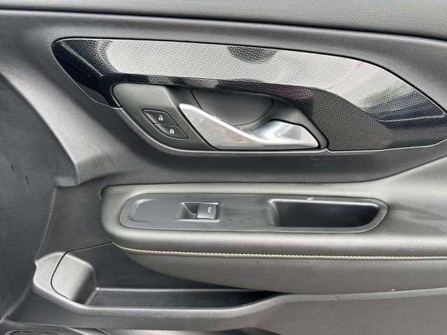 Used 2024 GMC Terrain AT4 image 15