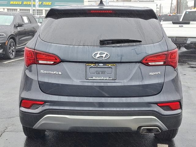 Used 2017 Hyundai Santa Fe Sport image 3