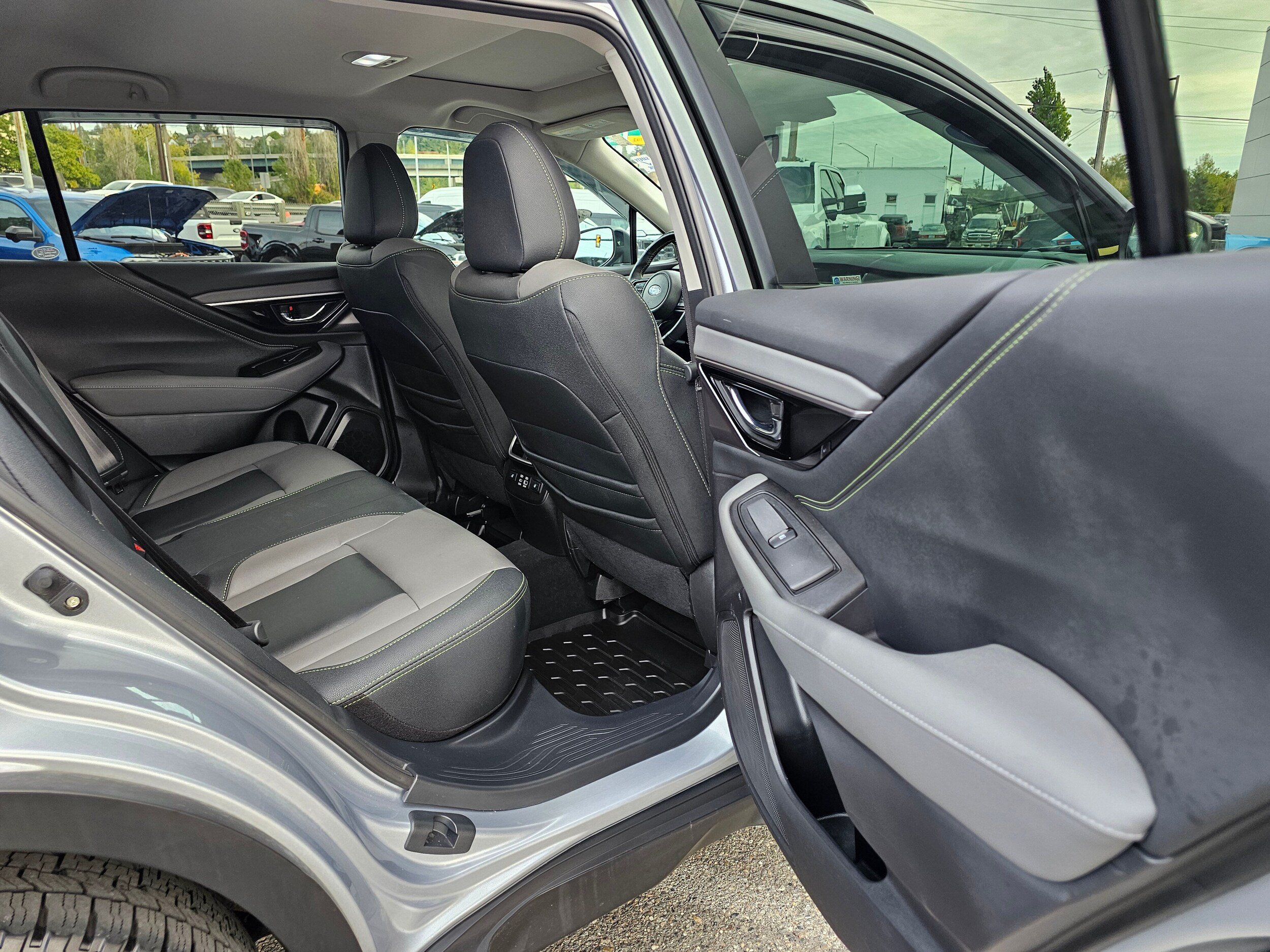 Used 2024 Subaru Outback Onyx Edition XT AWD/4WD image 14