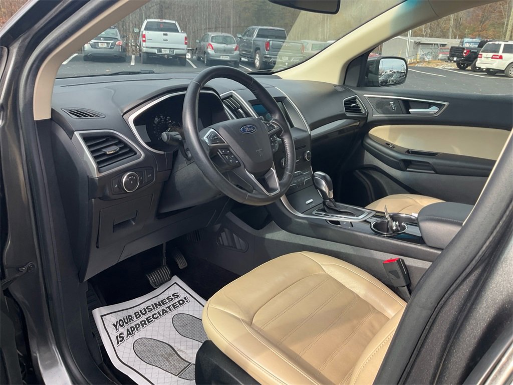 Certified 2017 Ford Edge SEL w/ Equipment Group 201A image 13
